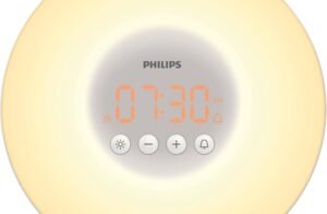 Sunrise wake-up light for an energizing start before a morning workout